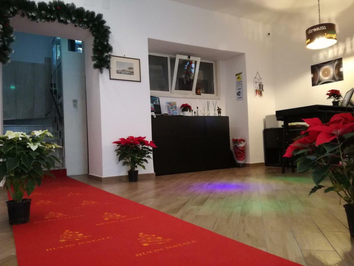Spira Mirabilis Napoli Hotell Eksteriør bilde